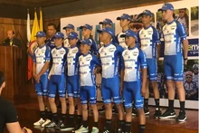 SuperGIROS presentó su equipo de ciclismo
