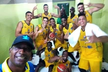 Cimarrones del Chocó, equipo de baloncesto patrocinado por SuperGIROS